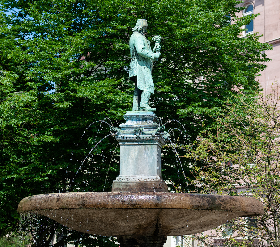 Burgschmietbrunnen 01