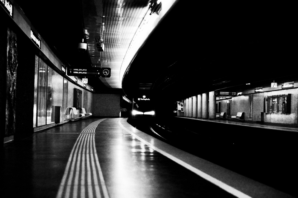 Wien, U-Bahn Karlsplatz