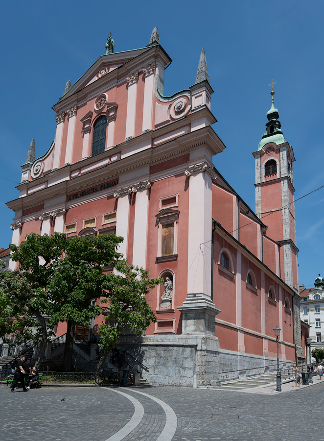 Mariae-Verkündigungskirche Ljubljana 01