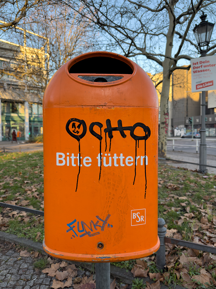 Berlin 2025-Abfalleimer 08