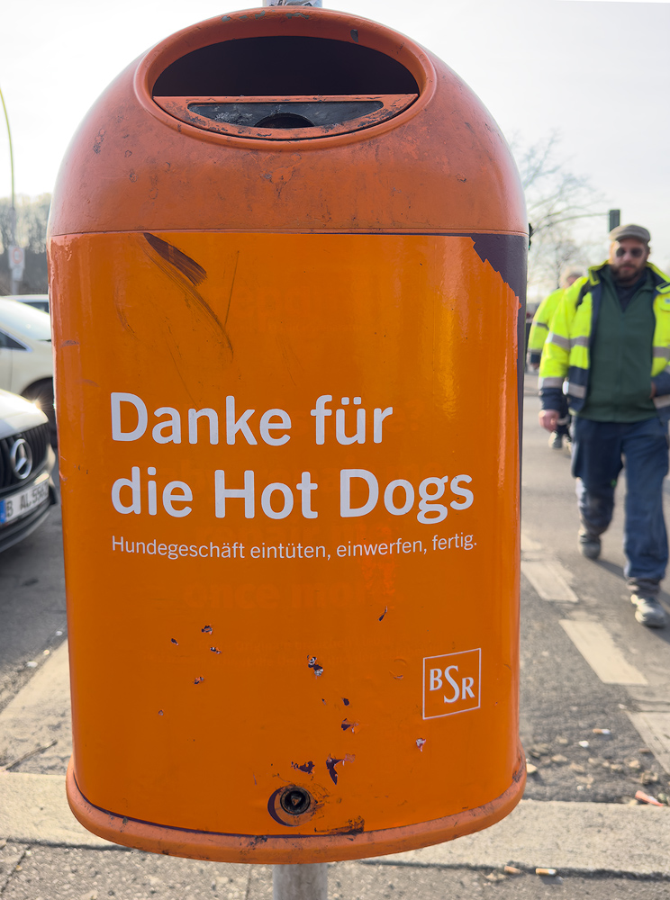 Berlin 2025-Abfalleimer 01
