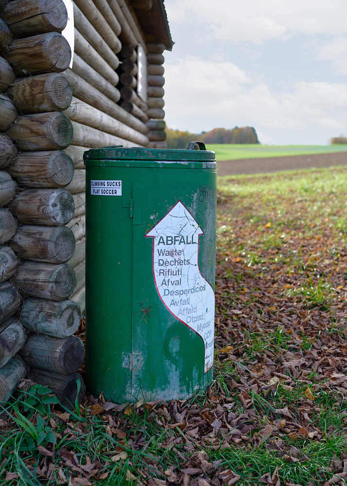 Mülleimer polyglott